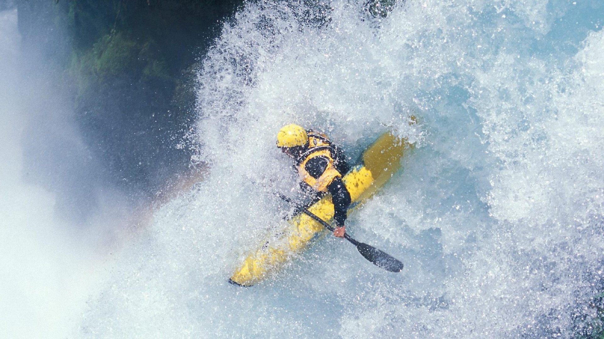 全国青少年篮球比赛线上线下联动，全民参与热情高涨，全国青少年篮球比赛视频